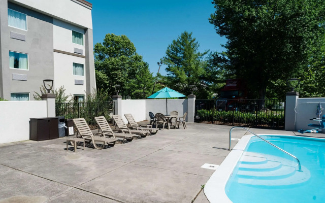 Sleep Inn & Suites Knoxville West