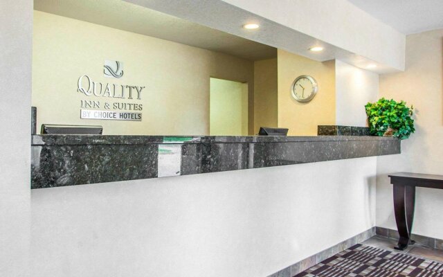 Quality Inn & Suites Ankeny - Des Moines