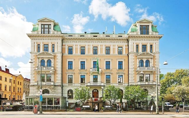 hotelImage