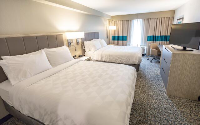Holiday Inn Knoxville N - Merchant Drive by IHG