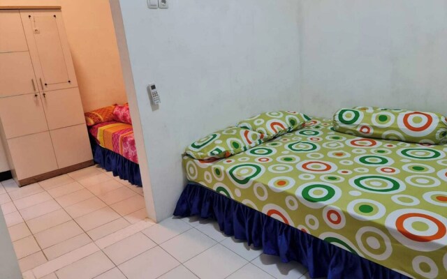 OYO Life 92191 Omah Dewe Syariah