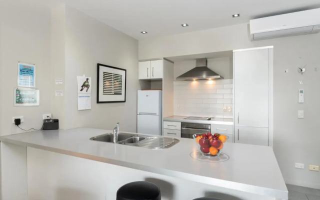 Oceanside - Paihia Waterfront Apartment