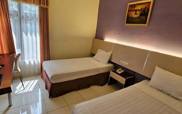 New Siliwangi Hotel & Restaurant – Guest Rooms – Semarang