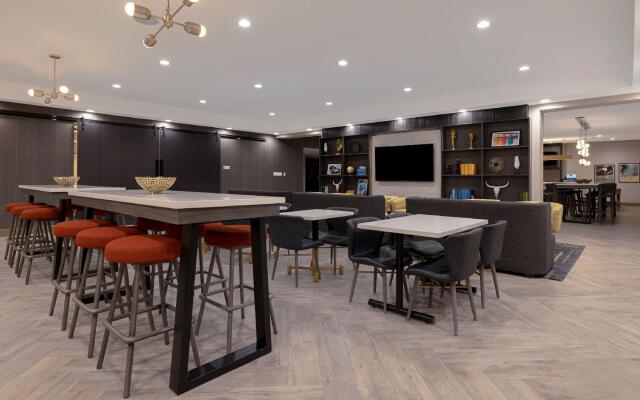 DoubleTree by Hilton Palmdale, CA