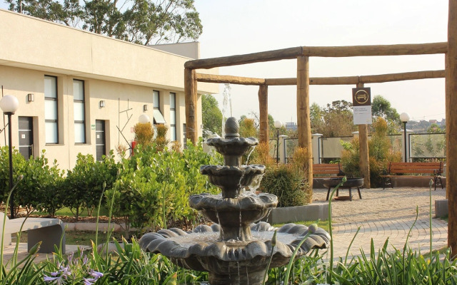 Bristol Villaggio Rosa Arujá