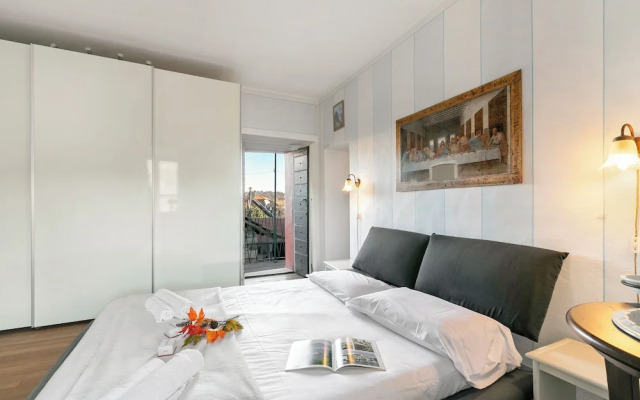 La Lanterna Swimming Pool Retreat