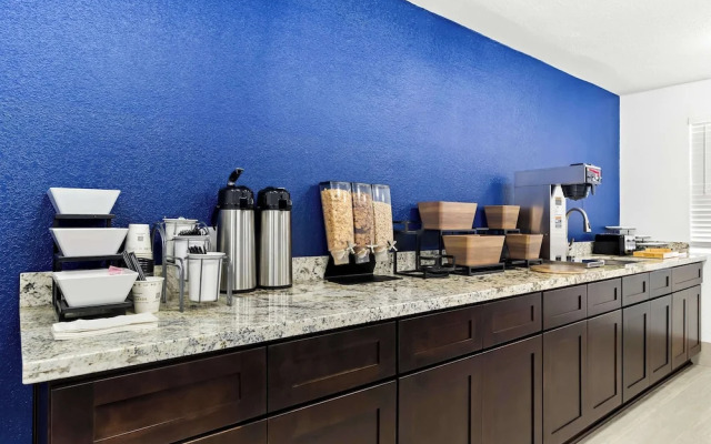 SureStay by Best Western Groves