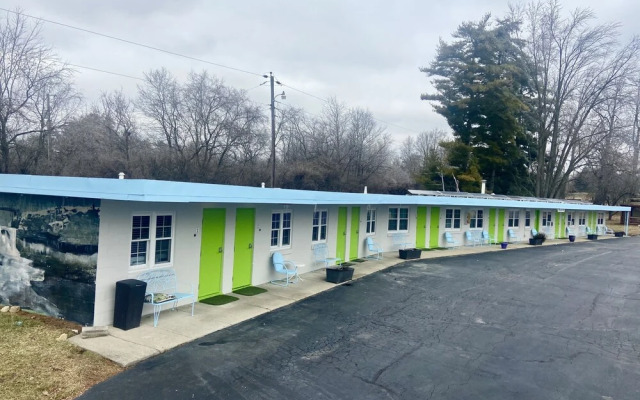 Yellow Springs Motel