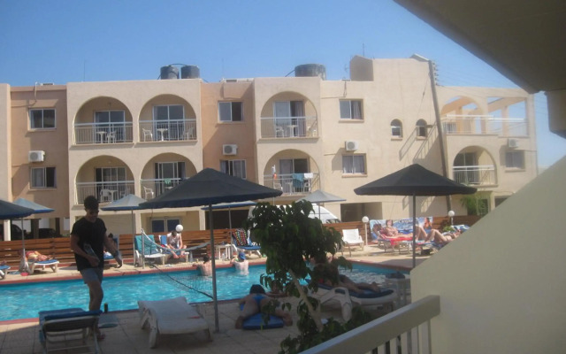 A. Maos Hotel Apartments