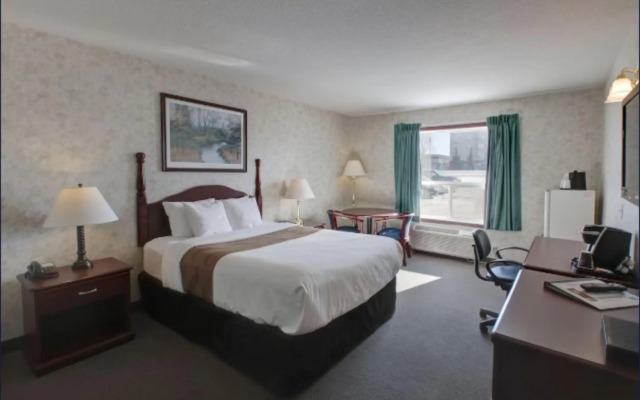 Ramada by Wyndham Nisku Edmonton Airport