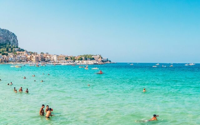 Home Beach Mondello Galatea