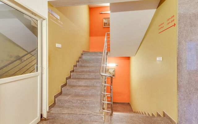 OYO 451 Goyal Residency