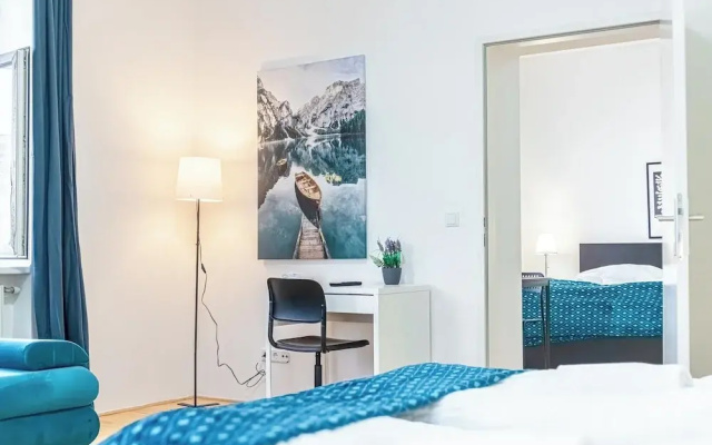 Budget 2BR Apt Near Wiener Stadthalle