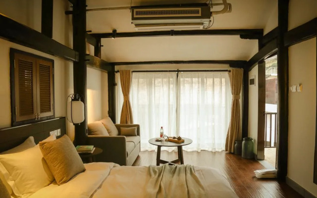 Seclusive Gencaland Hotel