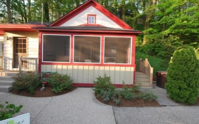 The Swallow - Three Bedroom Villa, Sleeps 7