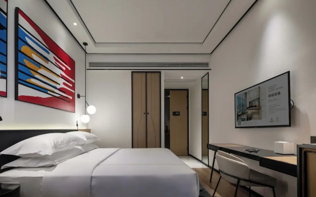 The Hotel V Hongqiao