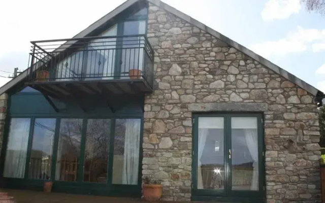 Waterstone Cottage