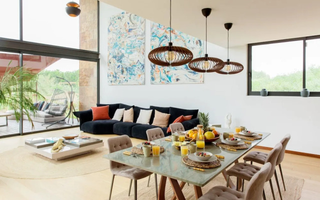 Troya Regal Villa By Cadenzalux