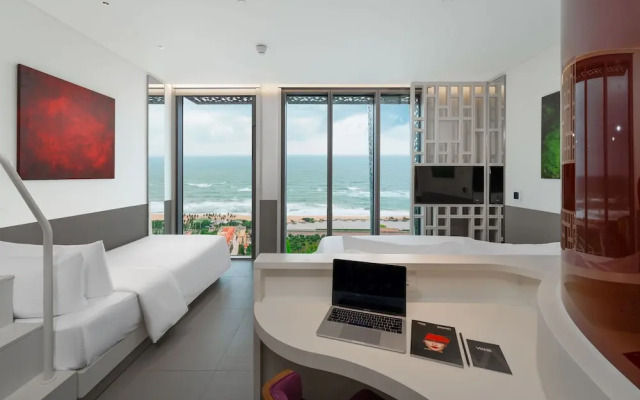 Wink Hotel Tuy Hoa Beach - 24hrs stay & Rooftop Pool Bar