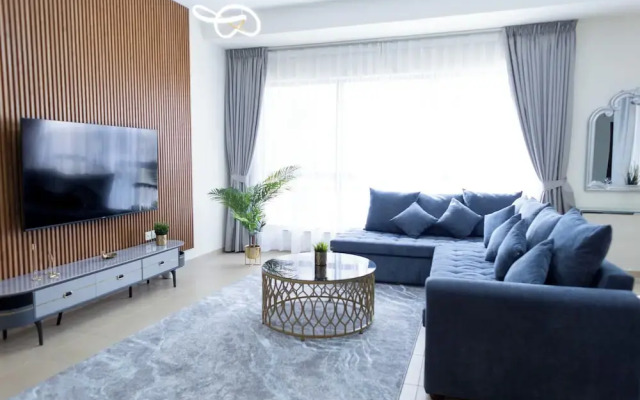 HAPPY SEASON I Amwaj apartment