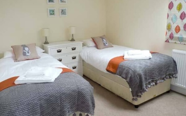 Broad Ash Lodge
