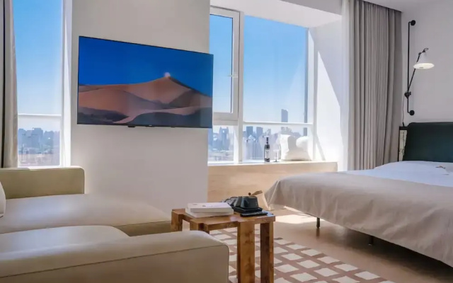 Shanghai Hills&FanStay close to Tianzifang Line 9