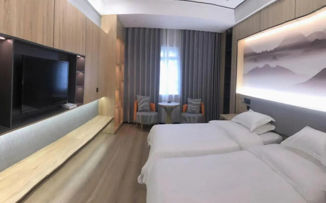Yasheng Hotel (Taicang Port Area)