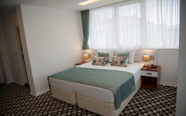 Hermias Marin Hotel