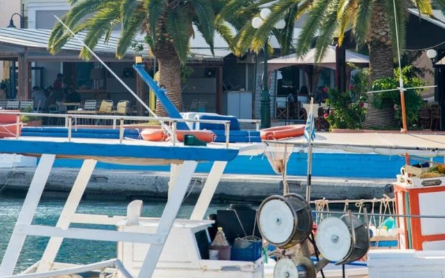 Seafront Own Ouse - Sleeps 6 - 5min Walk To the Beach