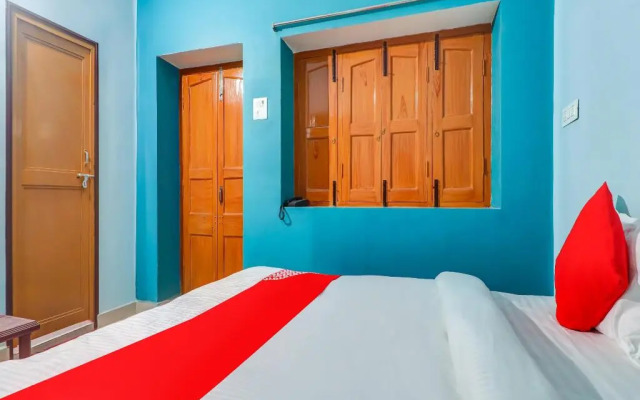 OYO Flagship 80502 Hotel Triveni