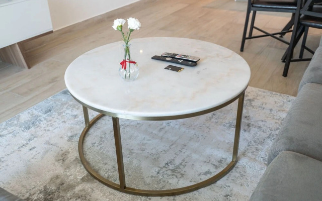 Luxury 1-bedroom in Dubai Marina That Sleeps 2