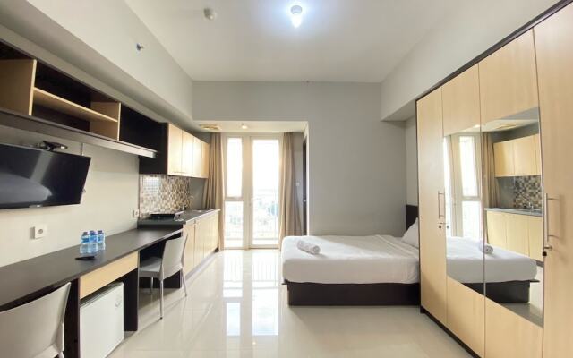 Private And Spacious Studio Room At Skyland City Jatinangor