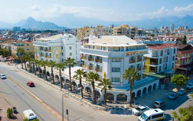 Sealife Lounge Hotel - Adult Only