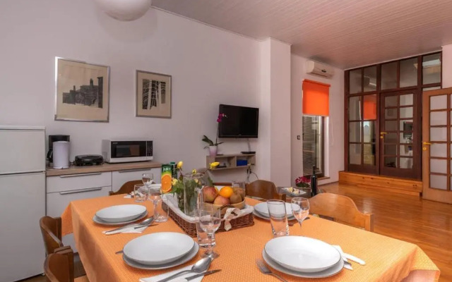 Apartments with a parking space Manjadvorci, Marcana - 7445