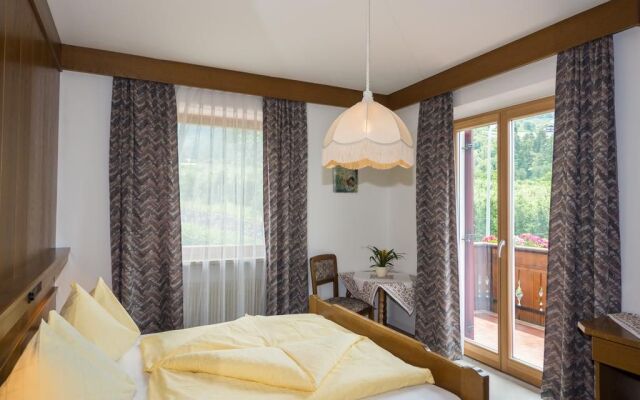 Guesthouse Pension Grafenstein