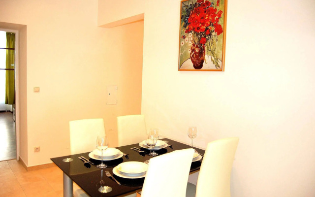 Vienna Family Apartments