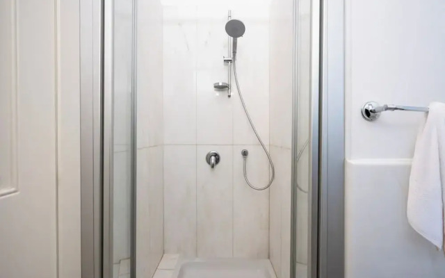 Private Luxury Suite in Bari Center