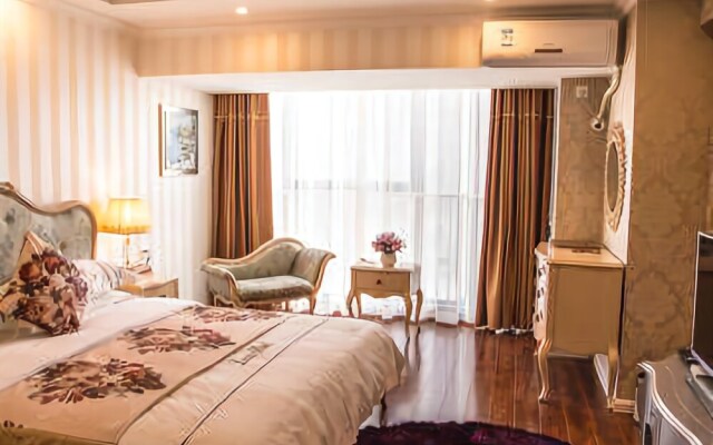 Lantis Hotel
