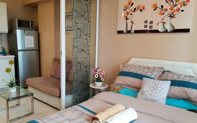 Azure Luxury City Suites by VacationsPH