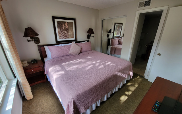 Parc Corniche Condominium Suite Hotel