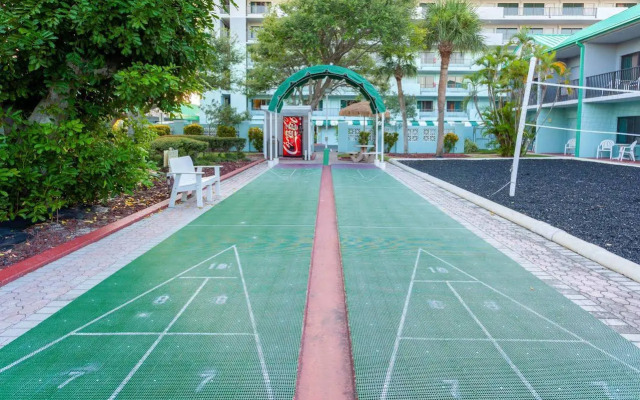 Beachside Hotel & Suites