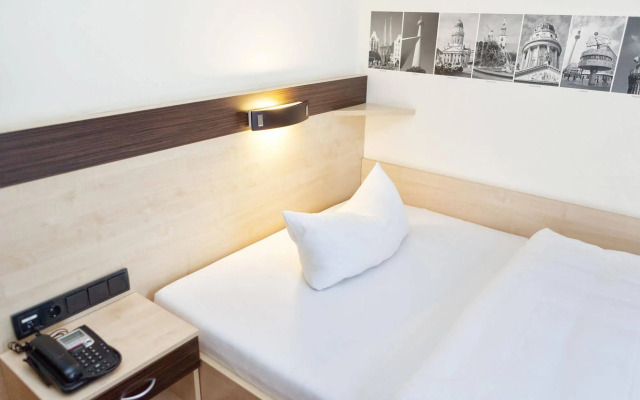 Hotel Mit-Mensch