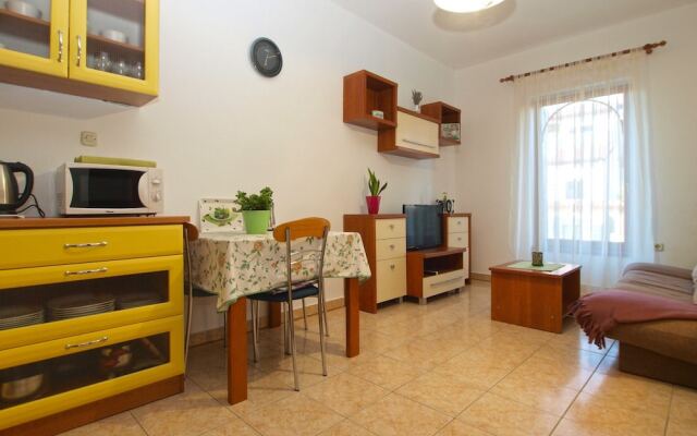 Apartment 397