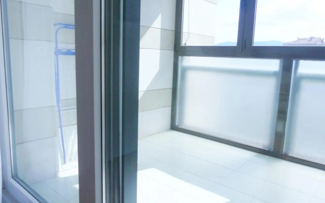Apartamento luminoso, funcional y amplio en zona hospitalaria