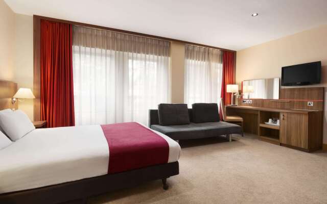 Ramada Hounslow - Heathrow East