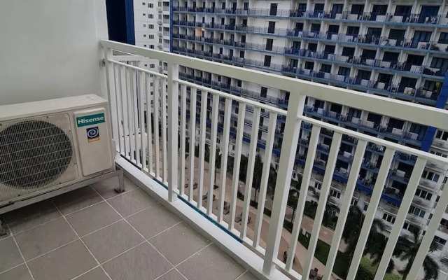 Sea Residences - Condo R Us