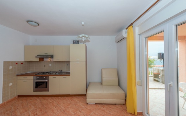 Apartments Andelo II