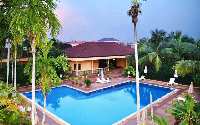 Angkor Hotel