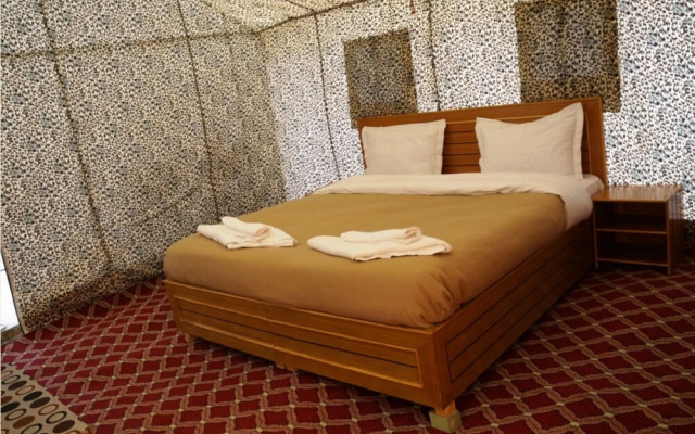 TIH Hidden Valley Camp - Hunder