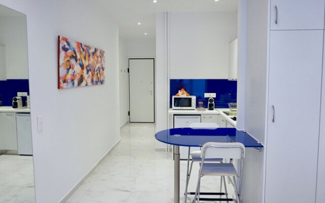 Luxury Suite Studio in Athens